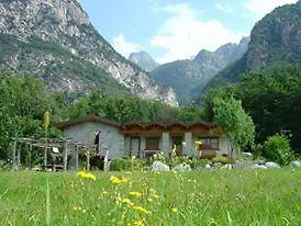 Farm stay Val Codera