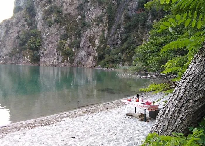 Κατάλυμα σε φάρμα Val Codera *